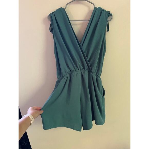 Gilli Faux Wrap Romper Ruched Sleeve Textured Fabric Teal - Picture 7 of 8